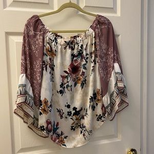 White House black market fun printed blouse